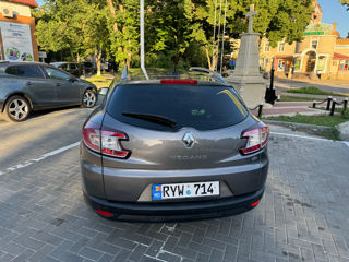 Renault Megane foto 2