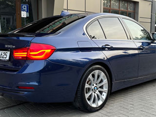 BMW 3 Series foto 6