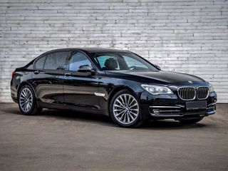 BMW 7 Series foto 2