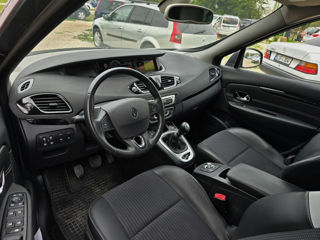 Renault Grand Scenic foto 8