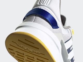 Adidas RUN90S новые кроссовки оригинал . foto 1
