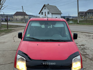 Ford Tourneo Connect foto 2