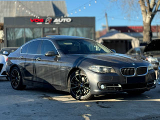 BMW 5 Series foto 4