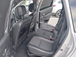 Renault Grand Scenic foto 9