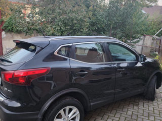 Nissan Rogue foto 3