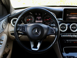 Mercedes C-Class foto 9