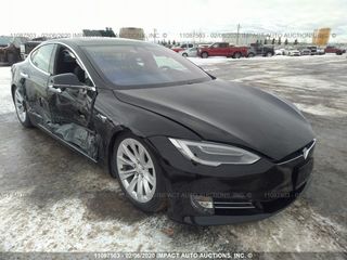 Tesla Model S foto 1