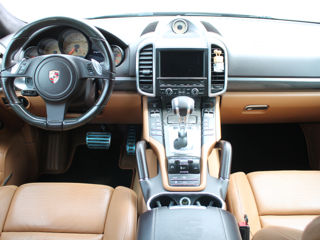 Porsche Cayenne foto 8