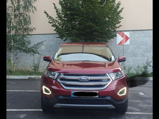 Ford Edge foto 2