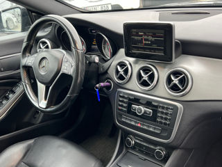 Mercedes CLA foto 12