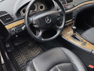 Mercedes E-Class foto 8