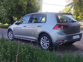 Volkswagen Golf foto 4