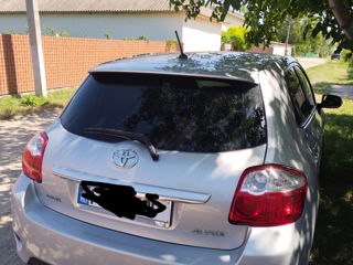 Toyota Auris foto 2