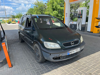 Opel Zafira foto 5