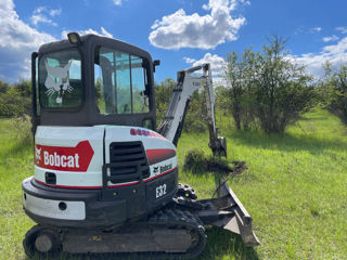 Bobcat E32