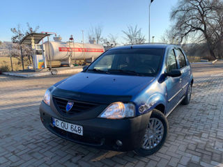 Dacia Logan foto 3