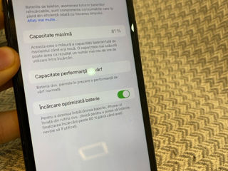 Vând IPhone Xr foto 4