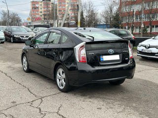 Toyota Prius foto 4