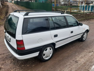 Opel Astra foto 4