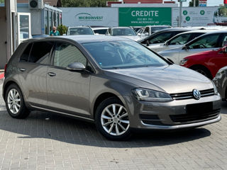 Volkswagen Golf foto 1