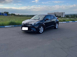 Toyota C-HR foto 3