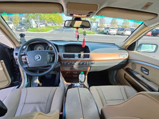 BMW 7 Series foto 6