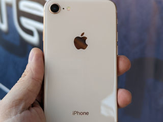 iPhone 8 64GB Rose Gold foto 2