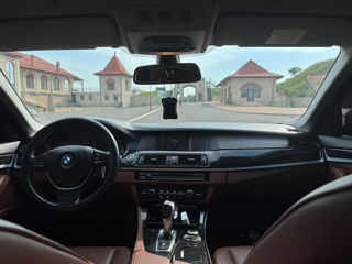 BMW 5 Series foto 5