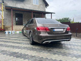 Mercedes E-Class foto 4