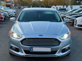 Ford Fusion foto 3