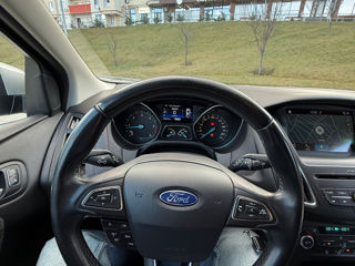 Ford Focus foto 2