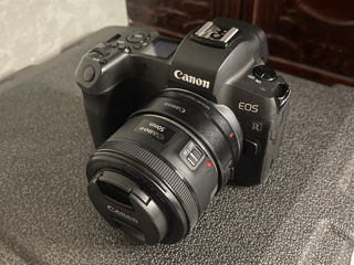 Canon EOS R