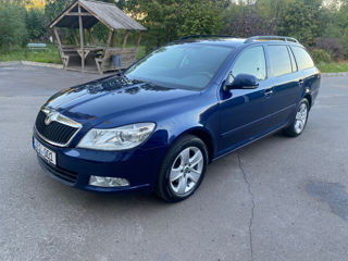 Skoda Octavia foto 1