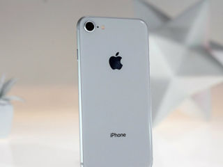 Apple iPhone 8 64Gb Silver Reused foto 3