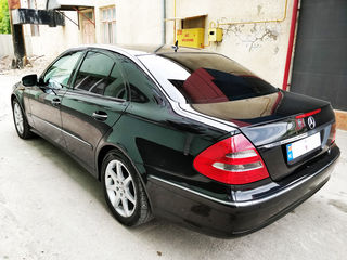 Mercedes E Class foto 6