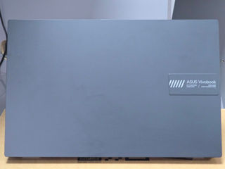 Asus ViviBook 15 E1504F Mixed Black (Nou) foto 2