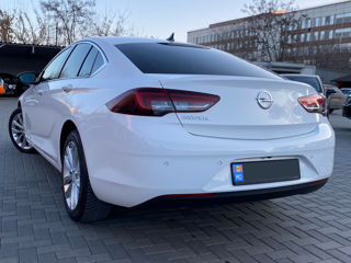 Opel Insignia foto 3