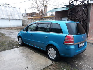 Opel Zafira foto 6