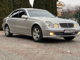 Mercedes E-Class foto 4