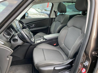 Renault Grand Scenic foto 9