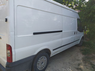 Ford Transit foto 1