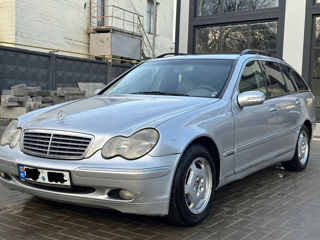 Mercedes C-Class