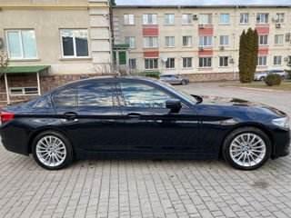 BMW 5 Series foto 4