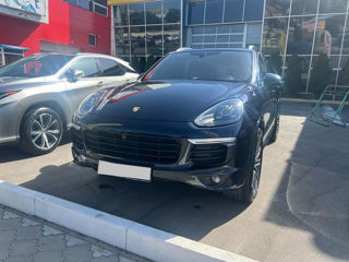 Porsche Cayenne foto 2