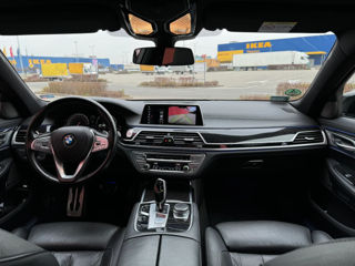 BMW 7 Series foto 11