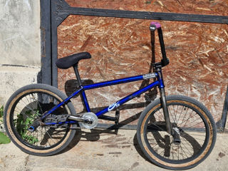 Vând bmx custom foto 3