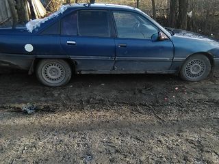 Opel Omega foto 2