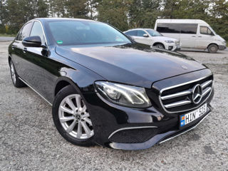 Mercedes E-Class foto 2