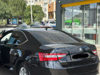 Skoda Superb foto 2