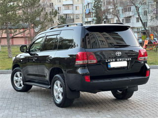 Toyota Land Cruiser foto 4